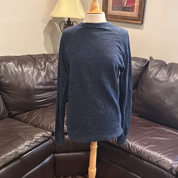 Champion Crew Neck Shirt - Picture 2 of 3